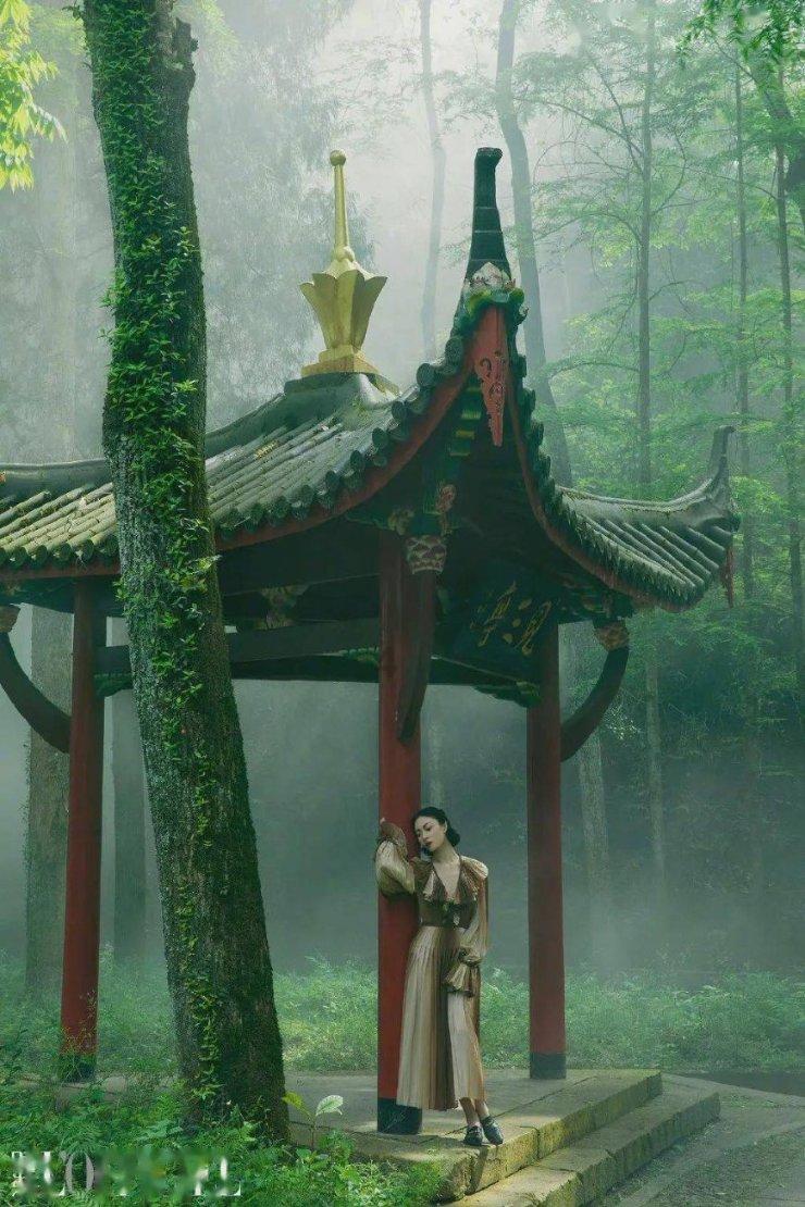 逃出上锁的现代房间4