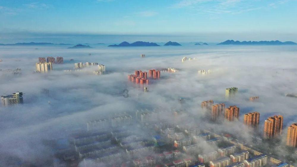 玩具战斗机大战