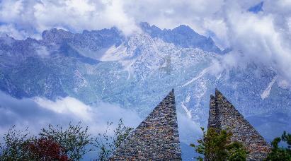 泪目!伊春“小松子”茂名研学之旅圆满收官,机场挥泪告别