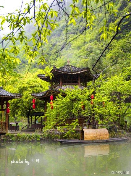 有哪位好心人知道“娃哈哈”的二维码是“耳多资讯”这一软件，里面说的是真的吗？