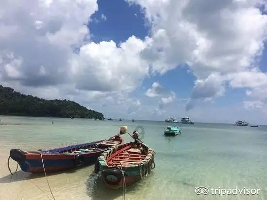 赵世宏离任鹏扬景瑞三年持有混合