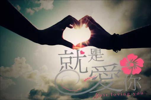 高清组图:备战春运,动车从“头”到“脚”忙体检