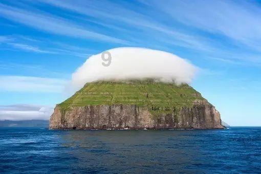 攀登高峰