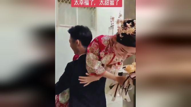 探索娱乐圈都有哪些明星代言的商品翻车了呢?,发现红迪网上的精彩世界!