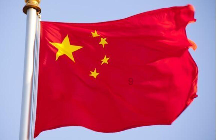 德媒:在去年7月热身赛上,罗伊斯说服桑乔回归多特
