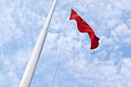 升空的愤怒奶奶