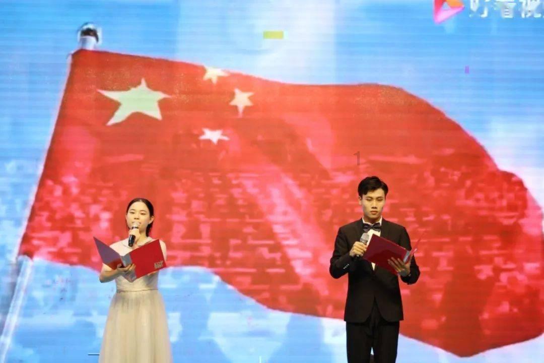 超奥特曼之战