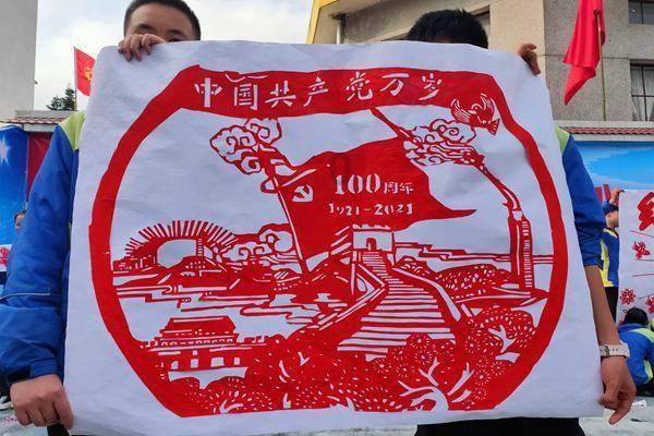 小猫钓鱼游戏龙王版有船