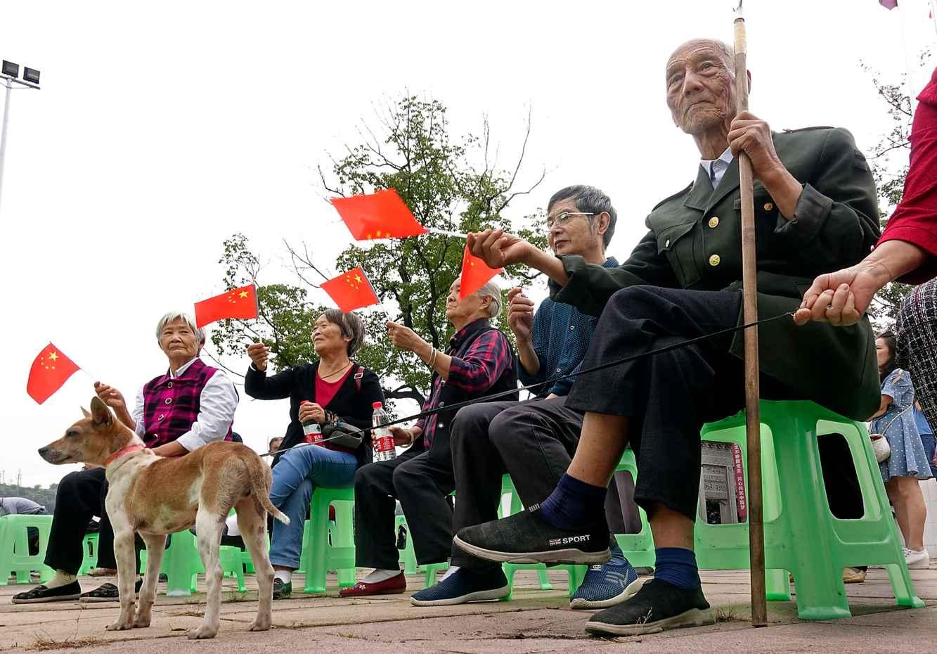 妻子被人跟踪,真相揭开,却是一段让人不堪回首的往事