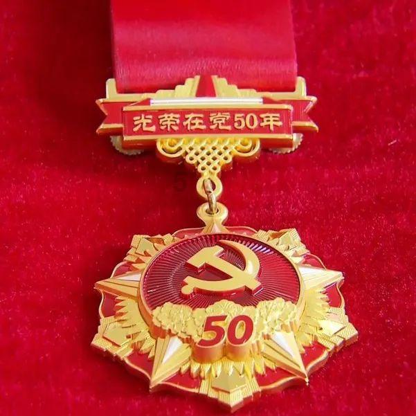 新加坡金管局维持货币政策不变