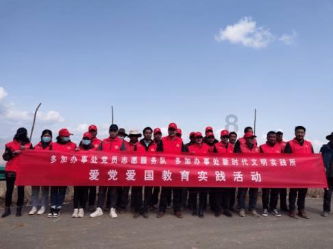 男人喜欢拿他自己和我前任比较，一直问我前任的事为什么？游戏画面
