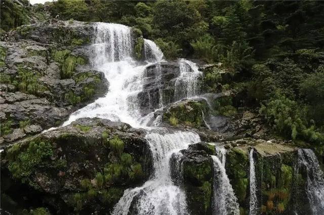 珠海万达商管退出厦门殿前万达广场商业管理有限公司