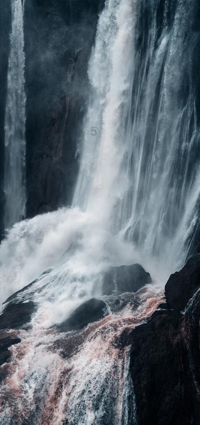 逃离弃城