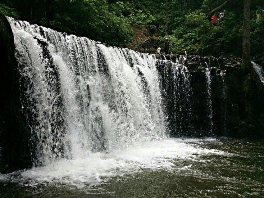 层层恐惧
