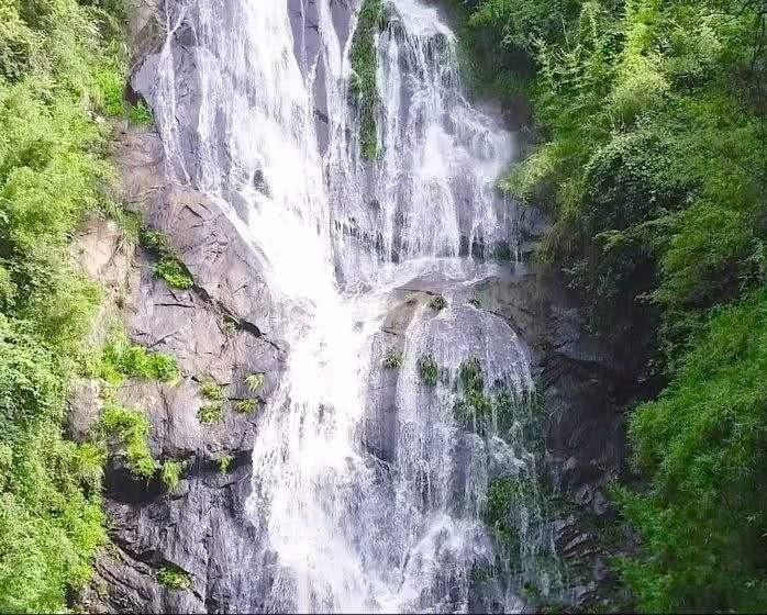 逃离比利部落小屋