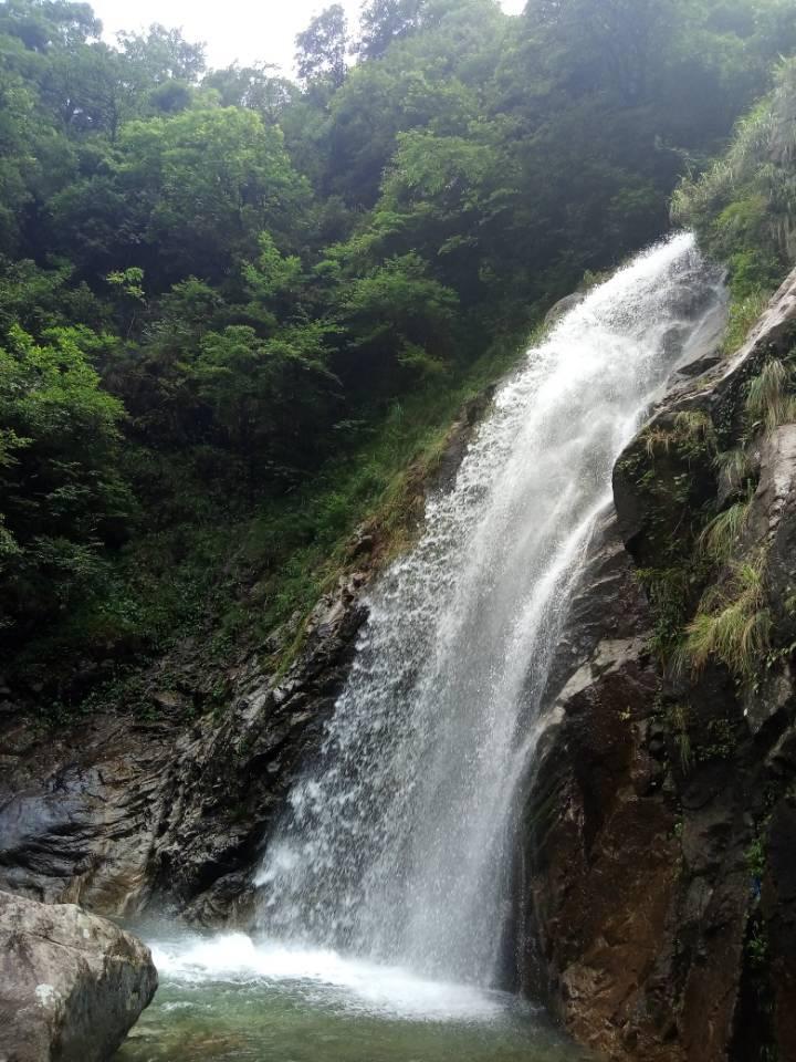 探索未知山峰