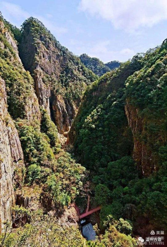 卡通摩托拼图