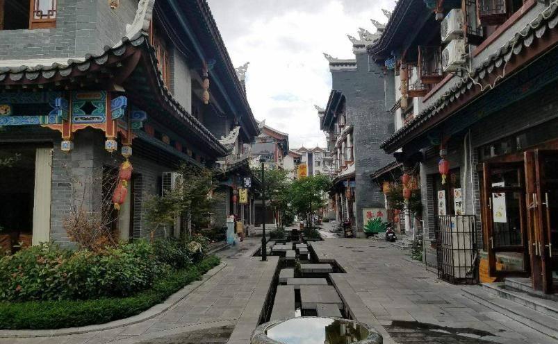 逃离违建房屋3