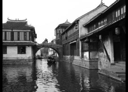 五彩几何塔