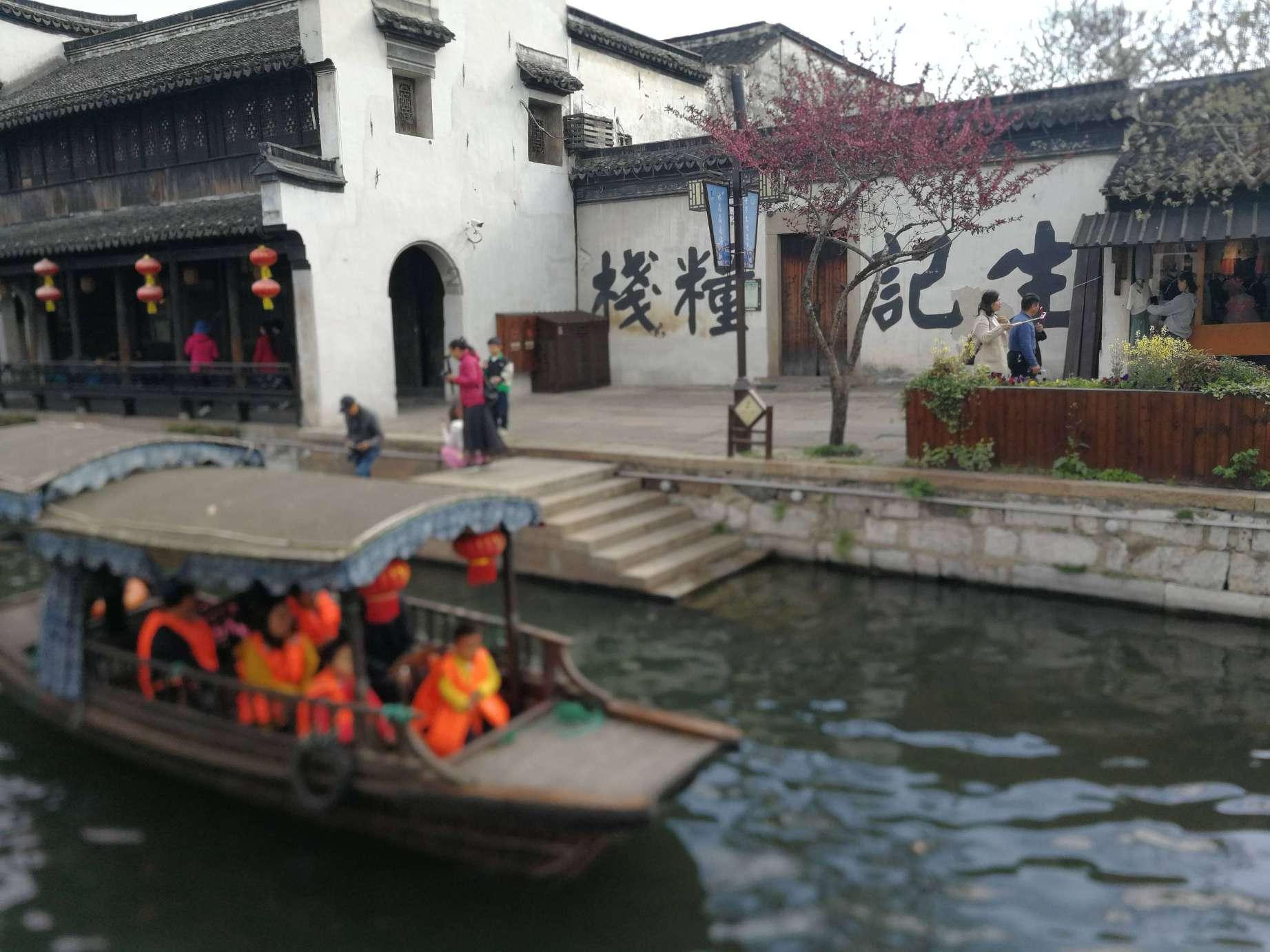 《王者荣耀》琥珀纪元CG大片发布：科幻与你共战峡谷