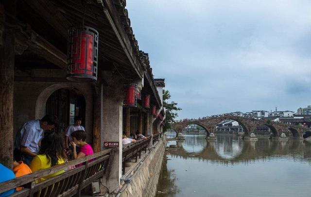 机智问答网页-解答你的问题在网上招商加盟的公司都是骗子公司吗?