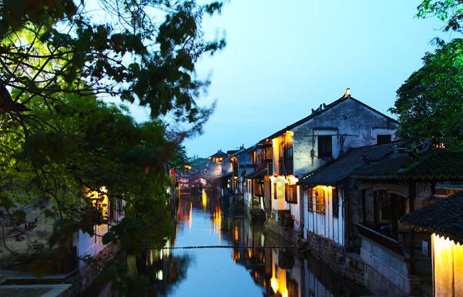 狮虎之争,卡位较量!周琦对决胡金秋,浙江东阳光药再战广东华南虎