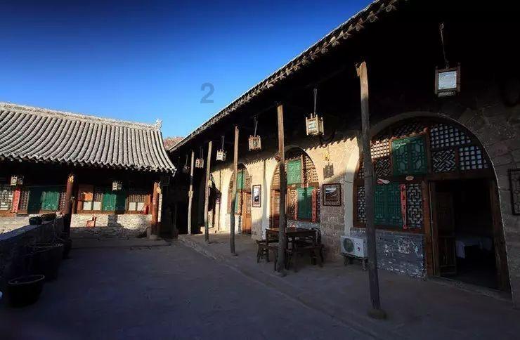 《扫黑风暴》中，郑毅红都自身难保了，为什么还要去救高明远？