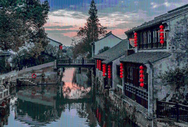 跳动的旋转球