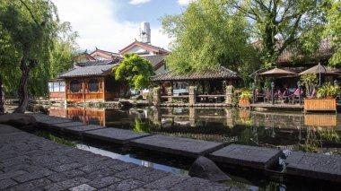 绯雨骑士团
