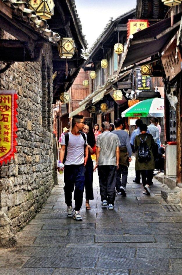 四扩句(每个句子至少扩写两处) 2.我爱看繁星？