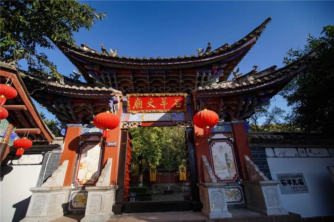 芭比一字肩