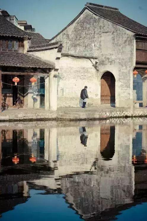 罗体:安吉利诺已经抵达罗马机场,随即前往医院接受体检