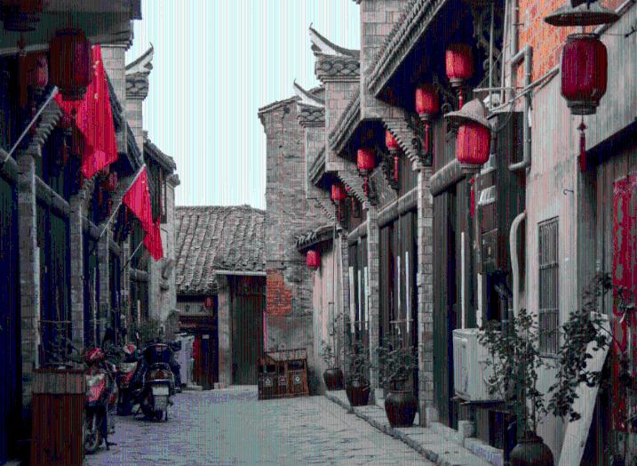跳动的圆球