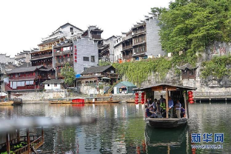 一场“艳遇”，钱色双收，还是人财两空？
