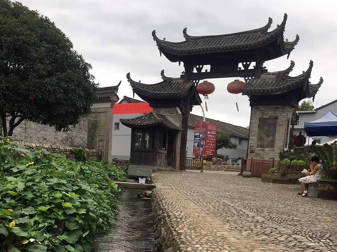 小熊猫足球冒险