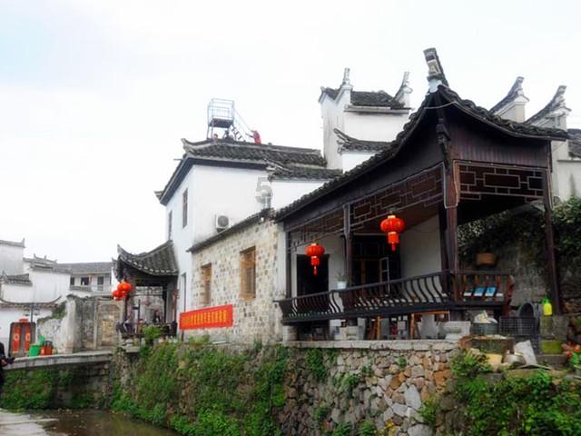 吴贤德专题调研城区交通管理工作