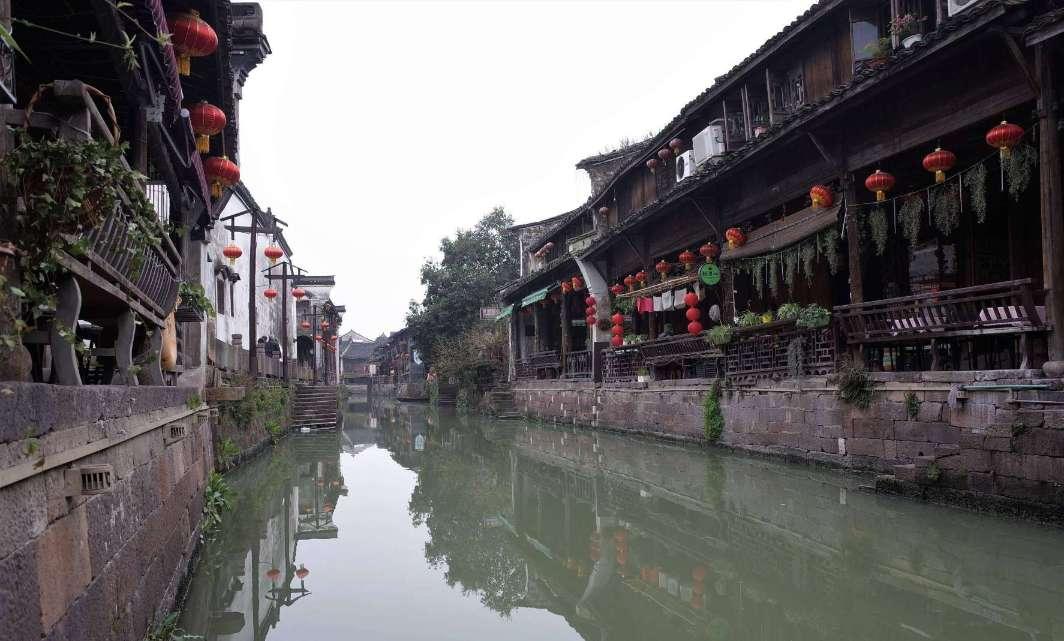 小猫钓鱼游戏龙王版有船