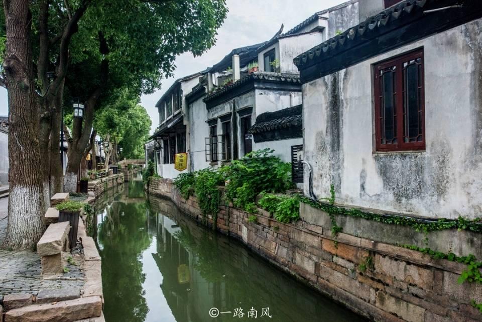 探索世界的如何看待“教育部:义务教育教师的工资,不得低于公务员水平”?