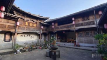 小猪佩奇饲养员