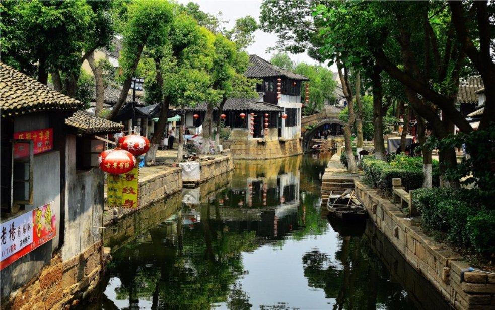 逃离小怪世界