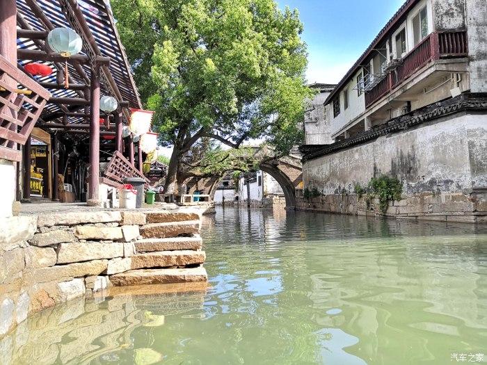 一天一包烟,身体可能会发生4个变化,若你一个也没有,那真幸运