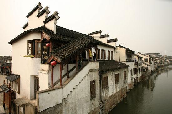 野村证券中国首席经济学家陆挺荣膺“2023年度十大宏观经济学家”