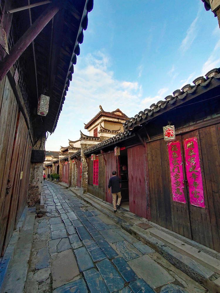 海伦哲(300201.SZ):海伦哲特种车辆通过高新技术企业重新认定