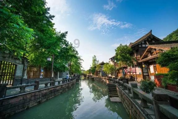 宏信建发午后急涨超19% 此前招银国际维持买入评级