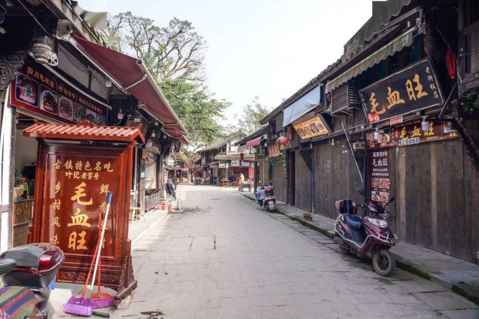 杜牧堂兄弟杜慆，在泗洲城拖住庞勋叛军十个月，六朝元老杜佑孙子