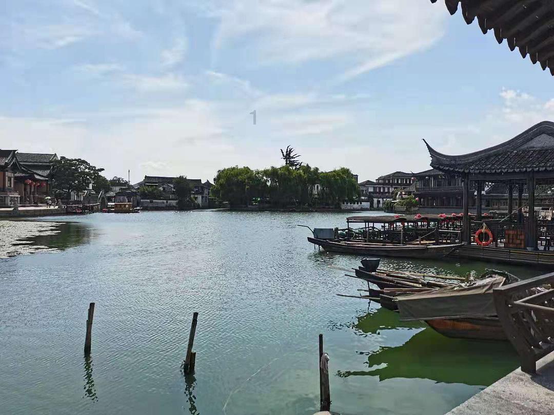 东城中医医院特聘专家吴中朝做客《记忆·国医》：“高枕无忧”当心颈椎受不了