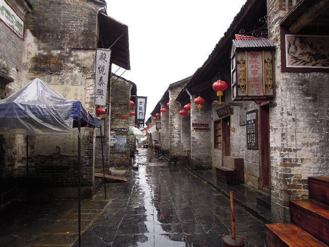 美丽无国界:亚洲小姐展现地区风采