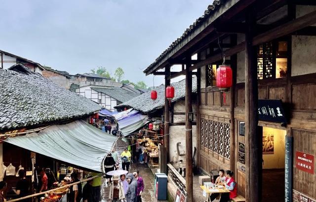 白蛇传奇：无限试炼与异世邪君的奇幻之旅