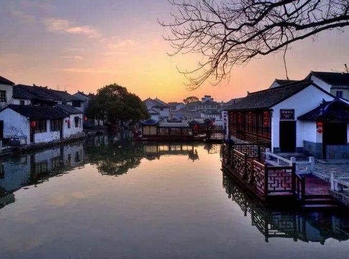 滚动的圆球无敌版